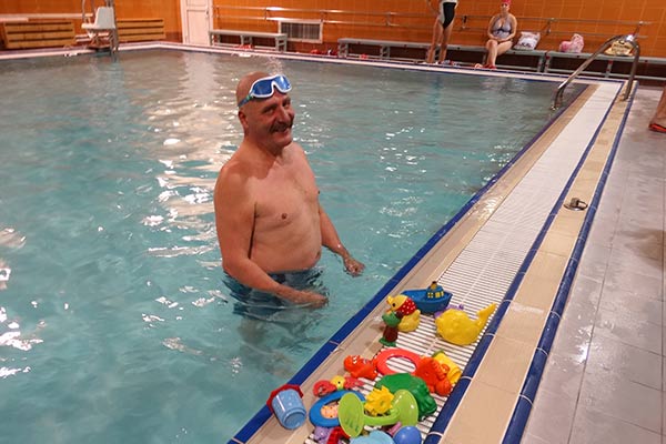 Дмитрий Ребрин, инструктор по обучению плаванию. 